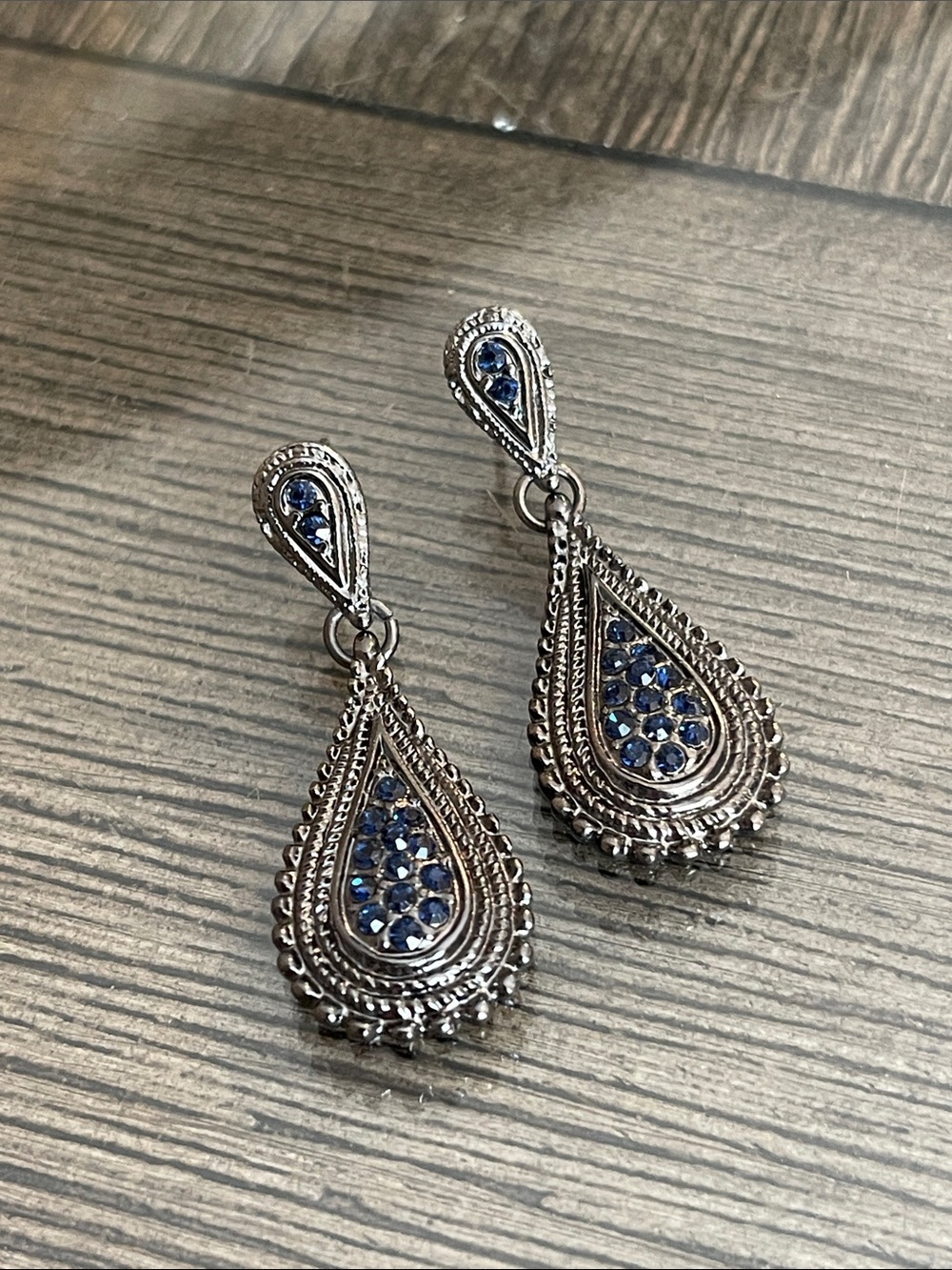 Vintage Style Gunmetal Tear Drop Dangle Earrings w/ Navy Blue Rhinestone Accents